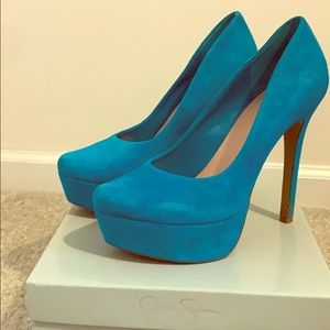 Jessica Simpson turquoise pumps